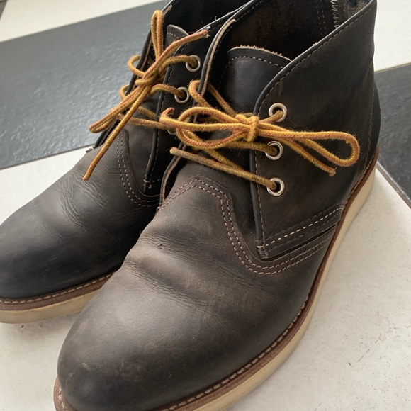 RED WING LEATHER BOOTS CHARCOAL SIZE 8.5 MENS - Picture 1 of 5